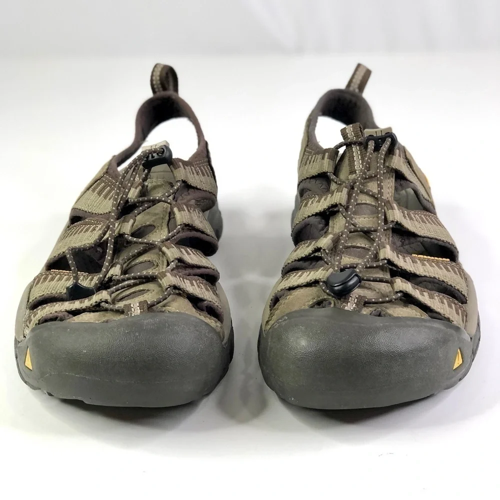 Keen Newport H2 Black Olive water shoes sandals men’s 10